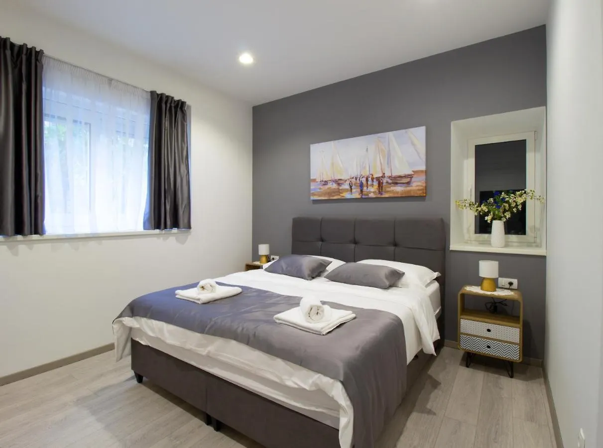 Split Urban Getaway Double Room